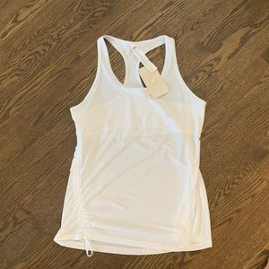 Fabletics - Cashel Curved Cinch Tank